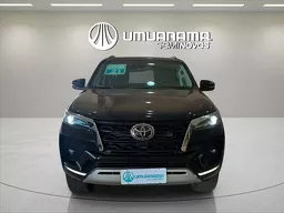 Toyota Hilux SW4