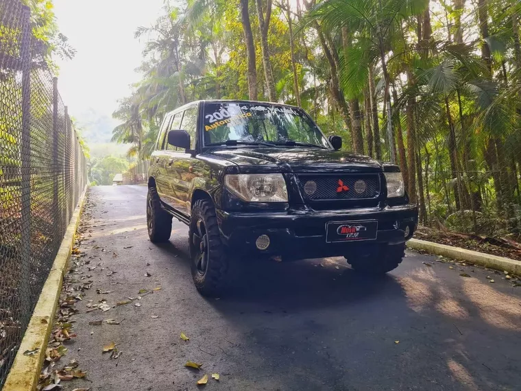 Mitsubishi Pajero TR4 Preto 3