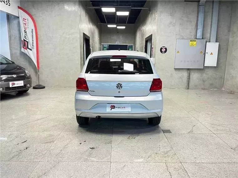 Volkswagen Gol Prata 6