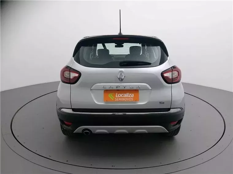 Renault Captur Prata 14