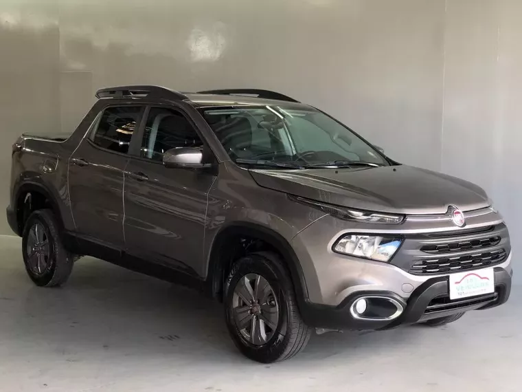 Fiat Toro Cinza 18