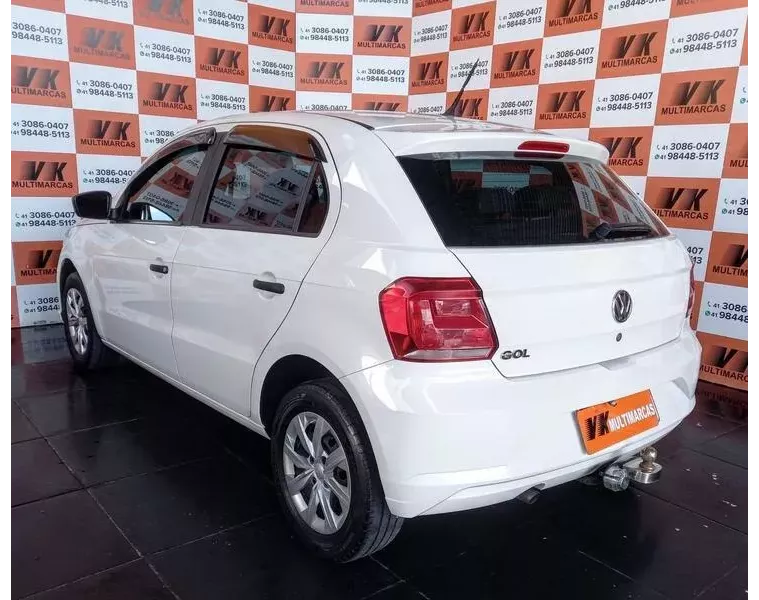 Volkswagen Gol Branco 9