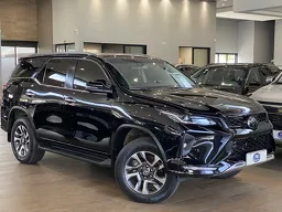 Toyota Hilux SW4