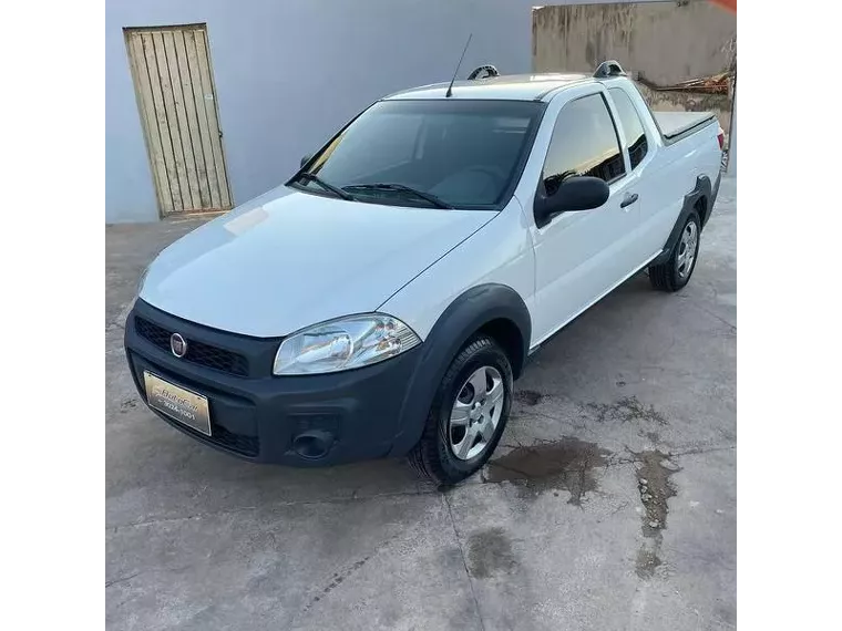 Fiat Strada Branco 18