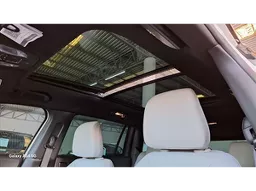 Jeep Commander