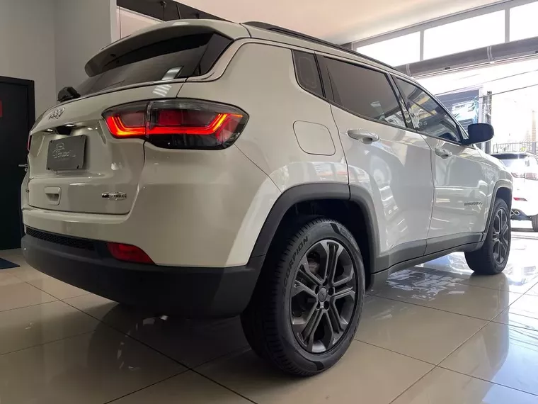 Jeep Compass Branco 14