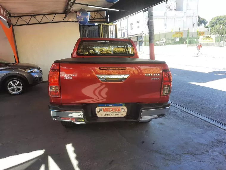 Toyota Hilux Vinho 16