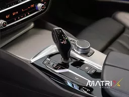 BMW 530i