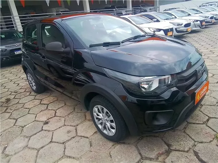 Fiat Mobi Preto 7