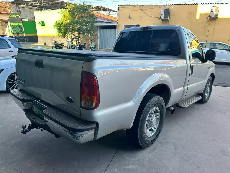 Ford F-250 Prata 7