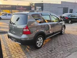 Nissan Livina