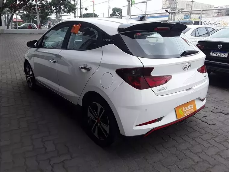 Hyundai HB20 Branco 9