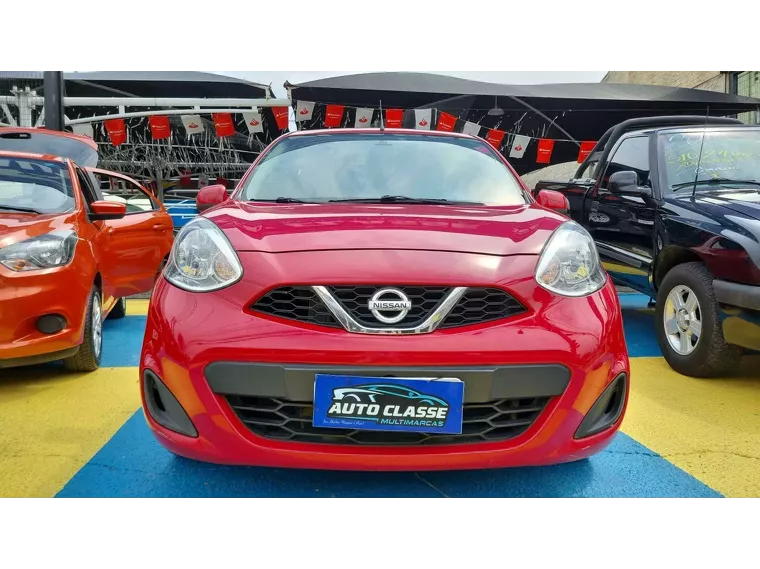 Nissan March Vermelho 1