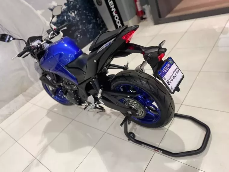 Yamaha MT-03 Azul 5