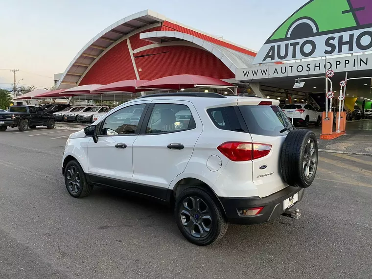 Ford Ecosport Branco 4