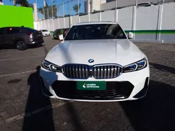 BMW 320i