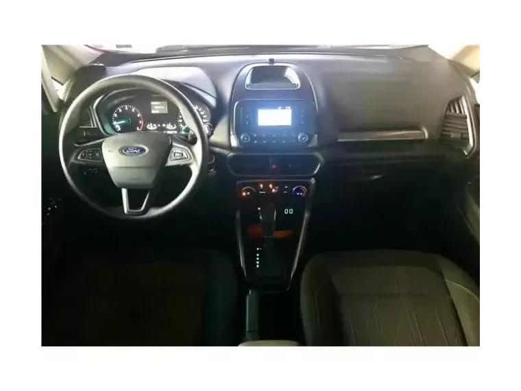 Ford Ecosport Branco 4