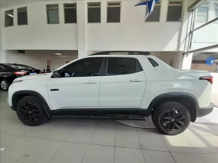 Fiat Toro Branco 13