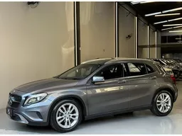 Mercedes-benz GLA 200