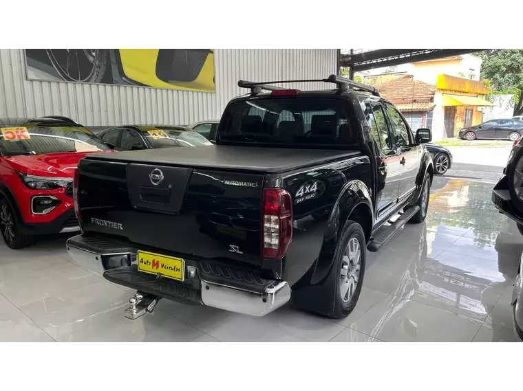 Nissan Frontier Preto 2