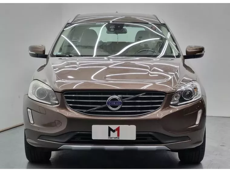 Volvo XC60 Marrom 14