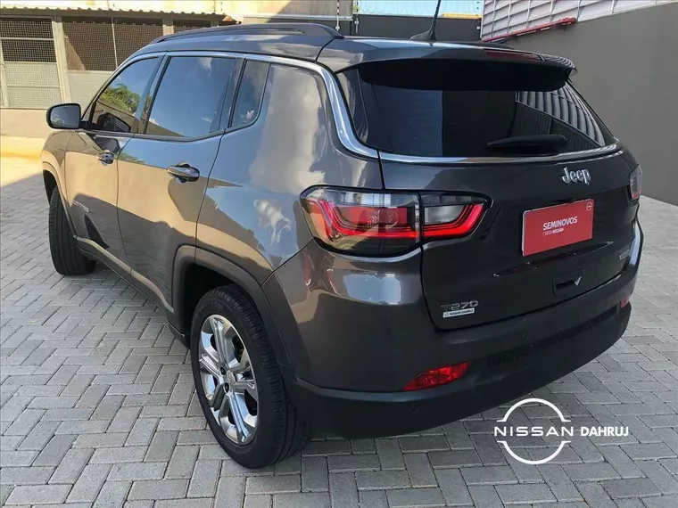 Jeep Compass Cinza 10