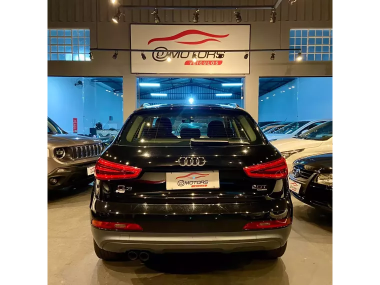 Audi Q3 Preto 9