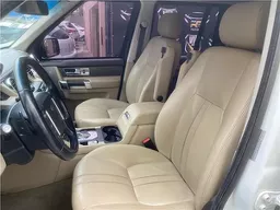 Land Rover Discovery 4