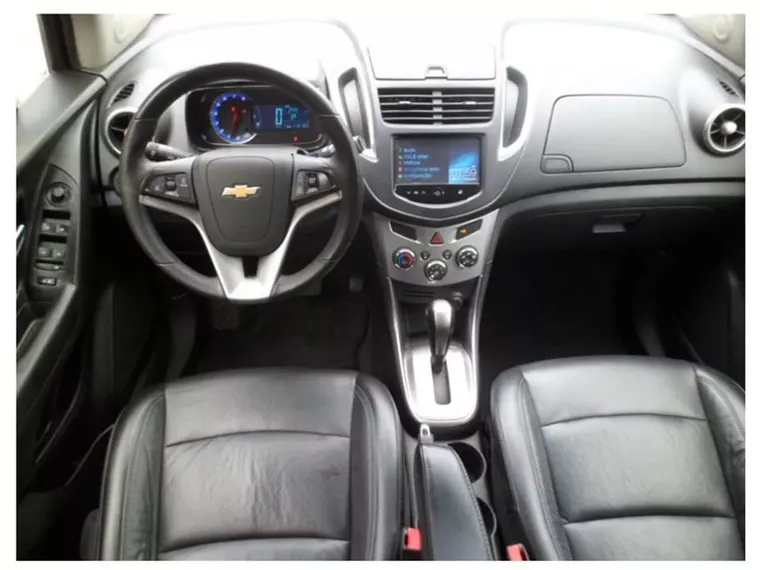 Chevrolet Tracker Prata 10