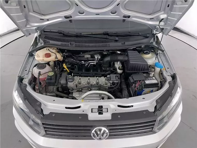 Volkswagen Gol Prata 11