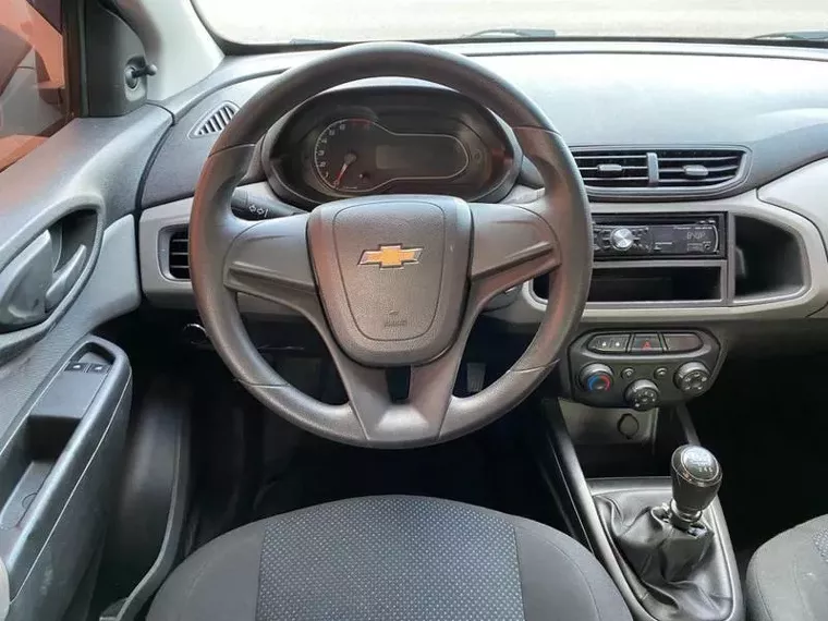 Chevrolet Prisma Branco 4