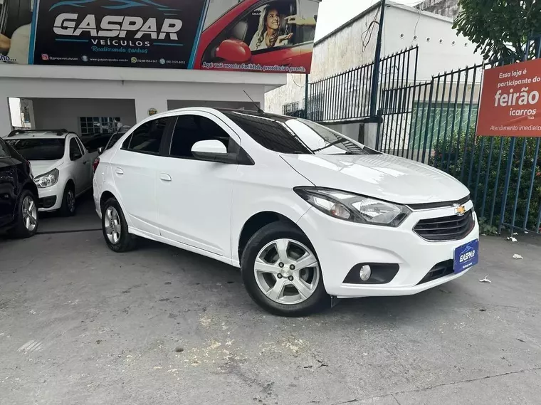 Chevrolet Prisma Branco 2