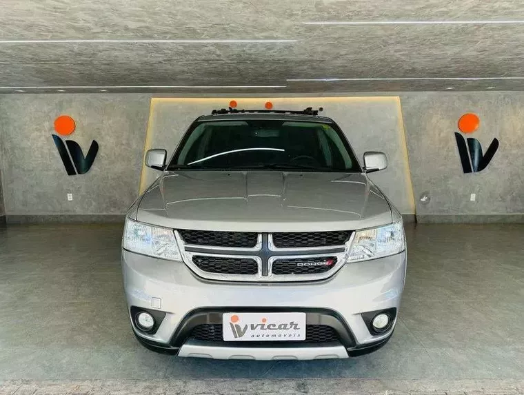 Dodge Journey Prata 13