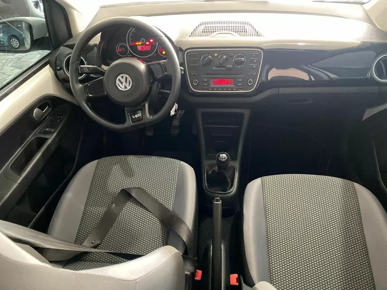 Volkswagen UP Branco 5