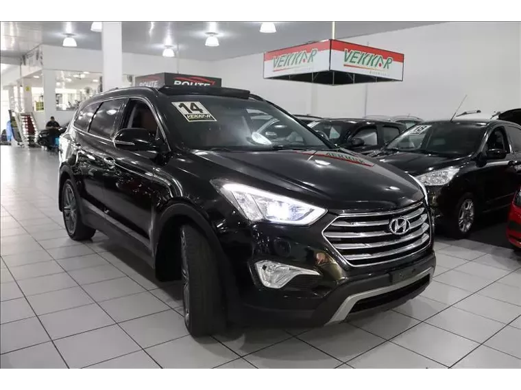 Hyundai Grand Santa Fé Preto 4