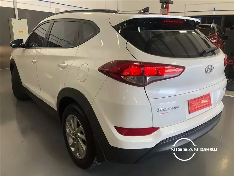 Hyundai Tucson Branco 3