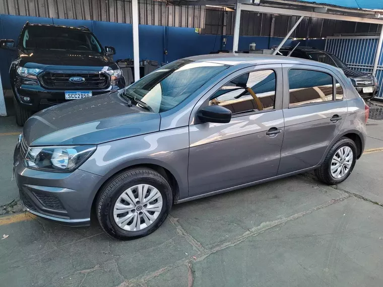 Volkswagen Gol Cinza 12