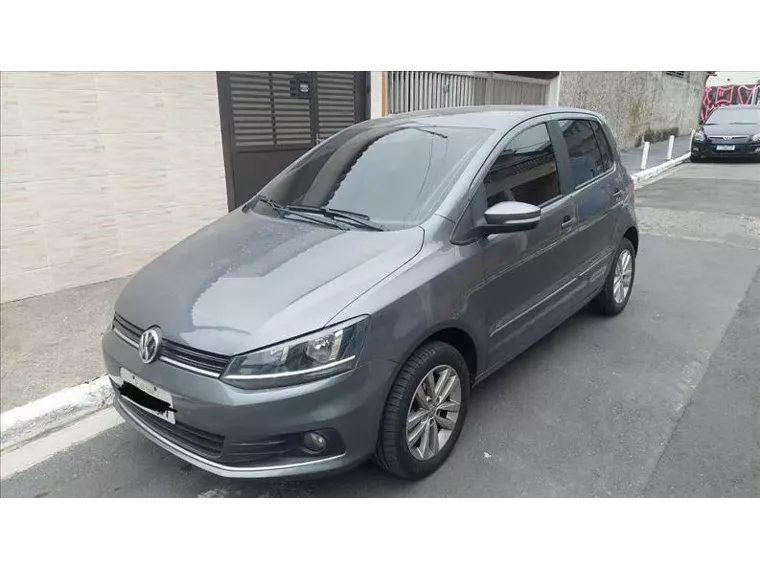 Volkswagen Fox Cinza 1