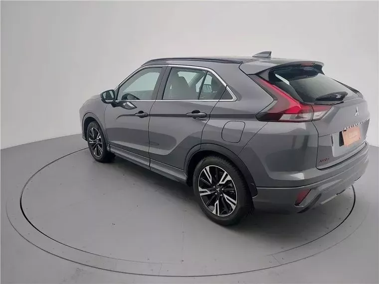 Mitsubishi Eclipse Cross Cinza 7