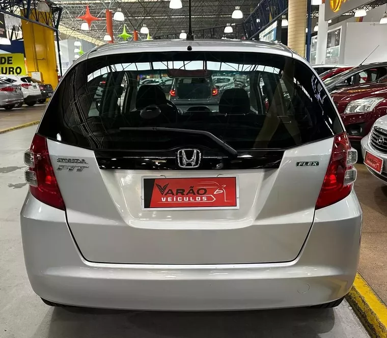 Honda FIT Cinza 11