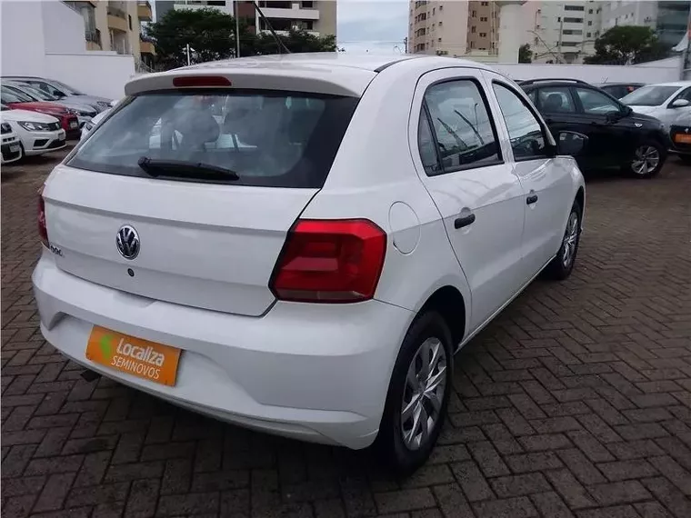 Volkswagen Gol Branco 3