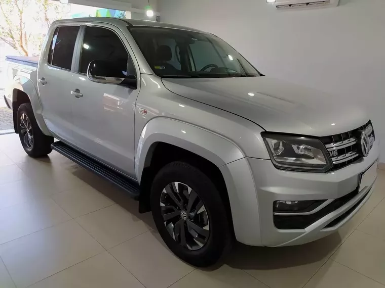 Volkswagen Amarok Prata 10