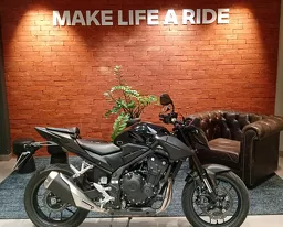 Dominator