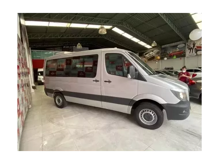 Mercedes-benz Sprinter Prata 4