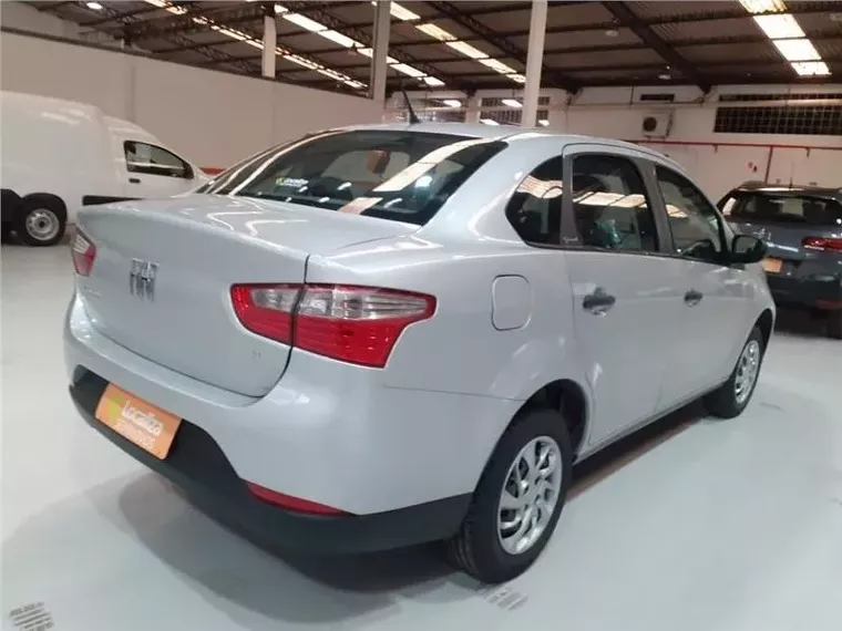 Fiat Grand Siena Prata 2