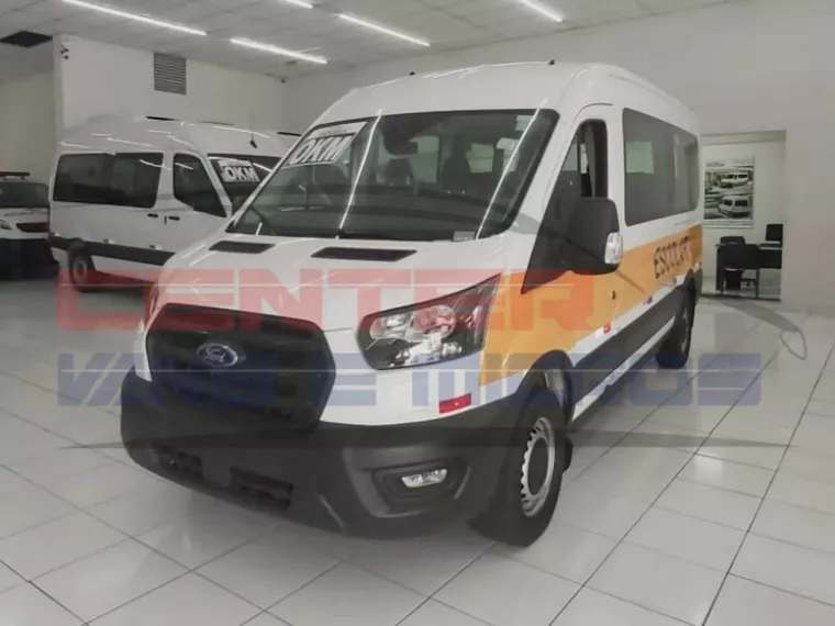 Ford Transit Branco 12