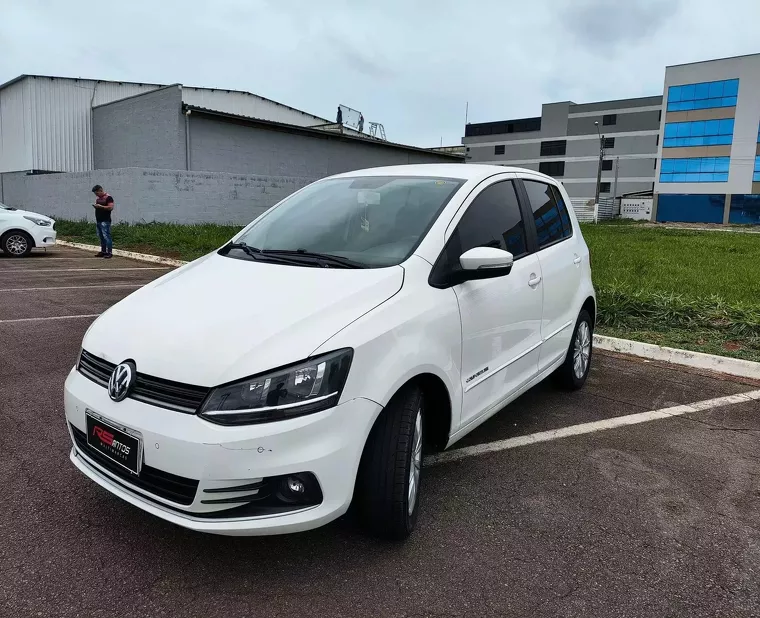 Volkswagen Fox Branco 1