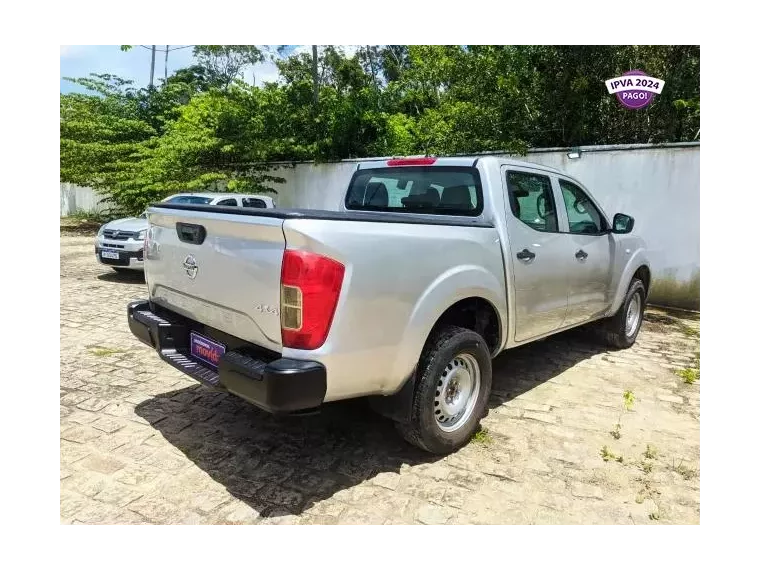 Nissan Frontier Prata 5