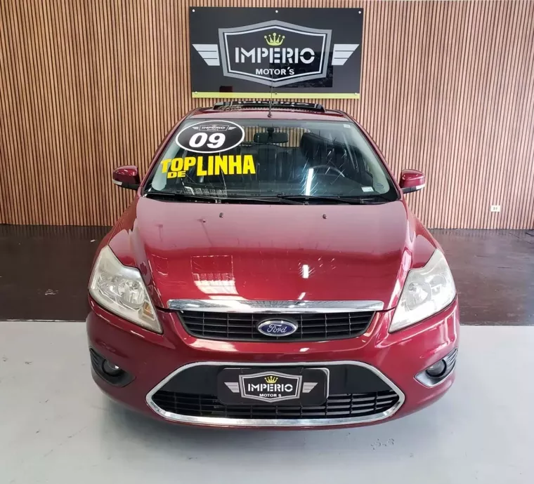 Ford Focus Vermelho 1