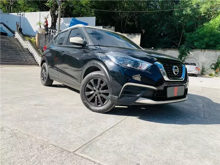 Nissan Kicks Preto 7